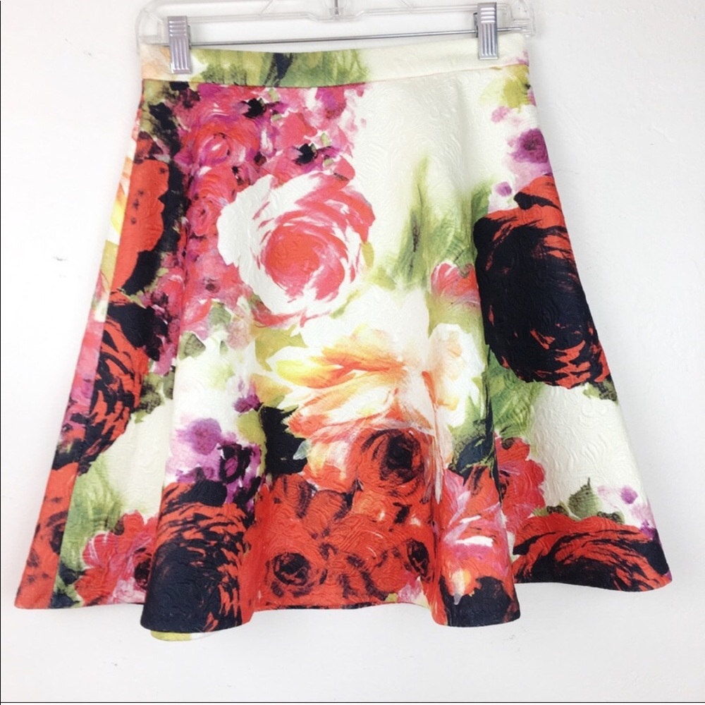 🛑Bows & Sequins Floral Print Skirt Size S